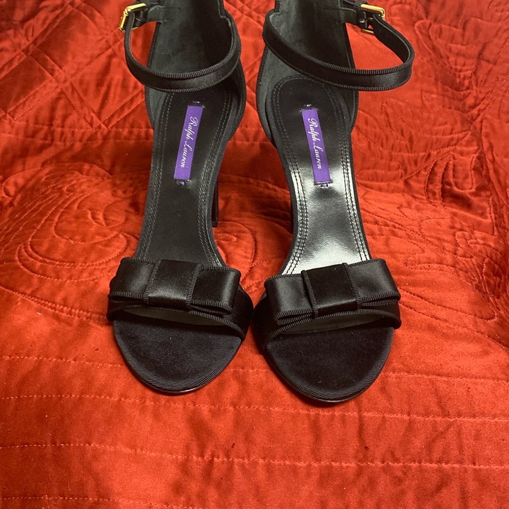 Ralph Lauren Black Heels Elegant Design